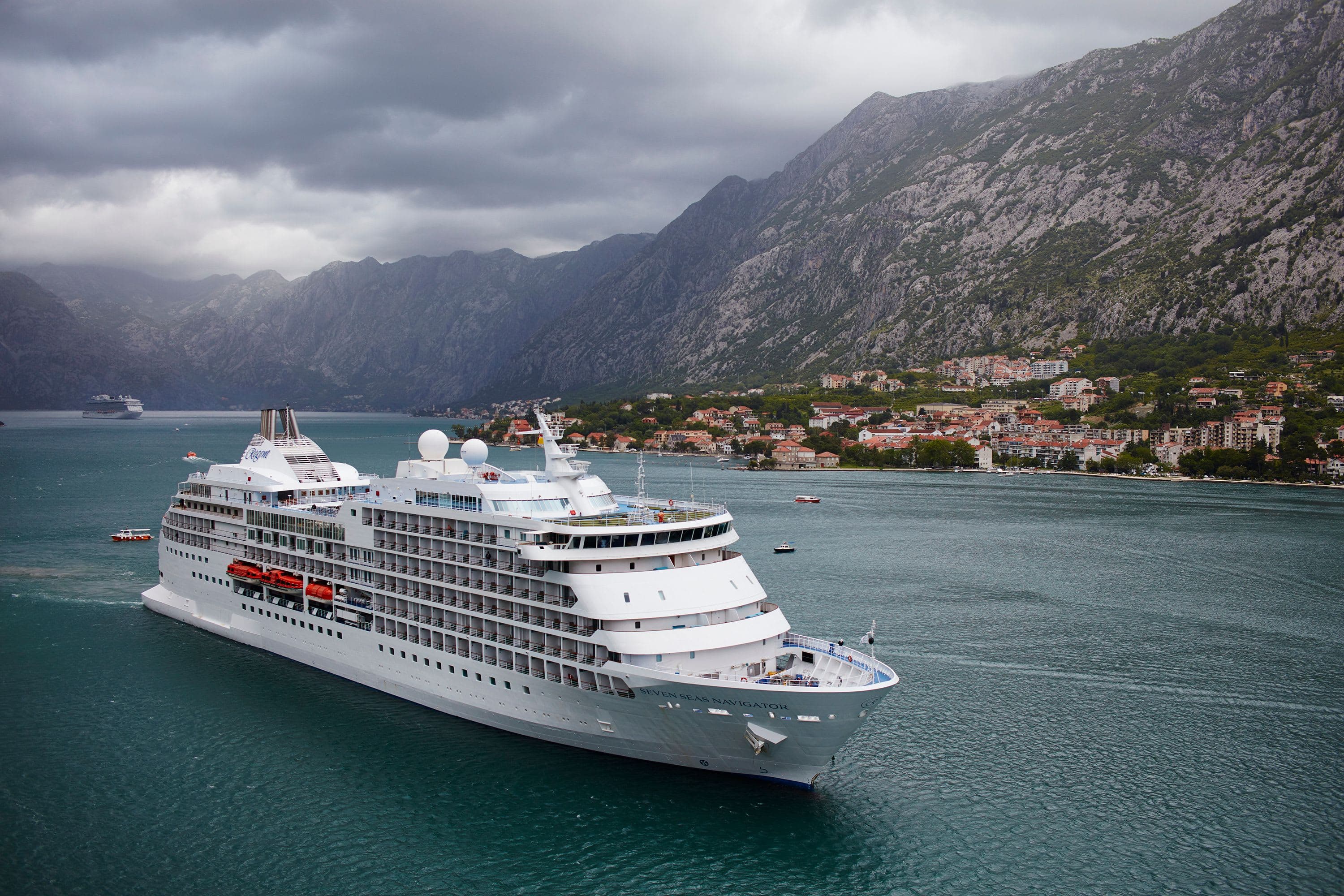 Seven Seas Navigator image