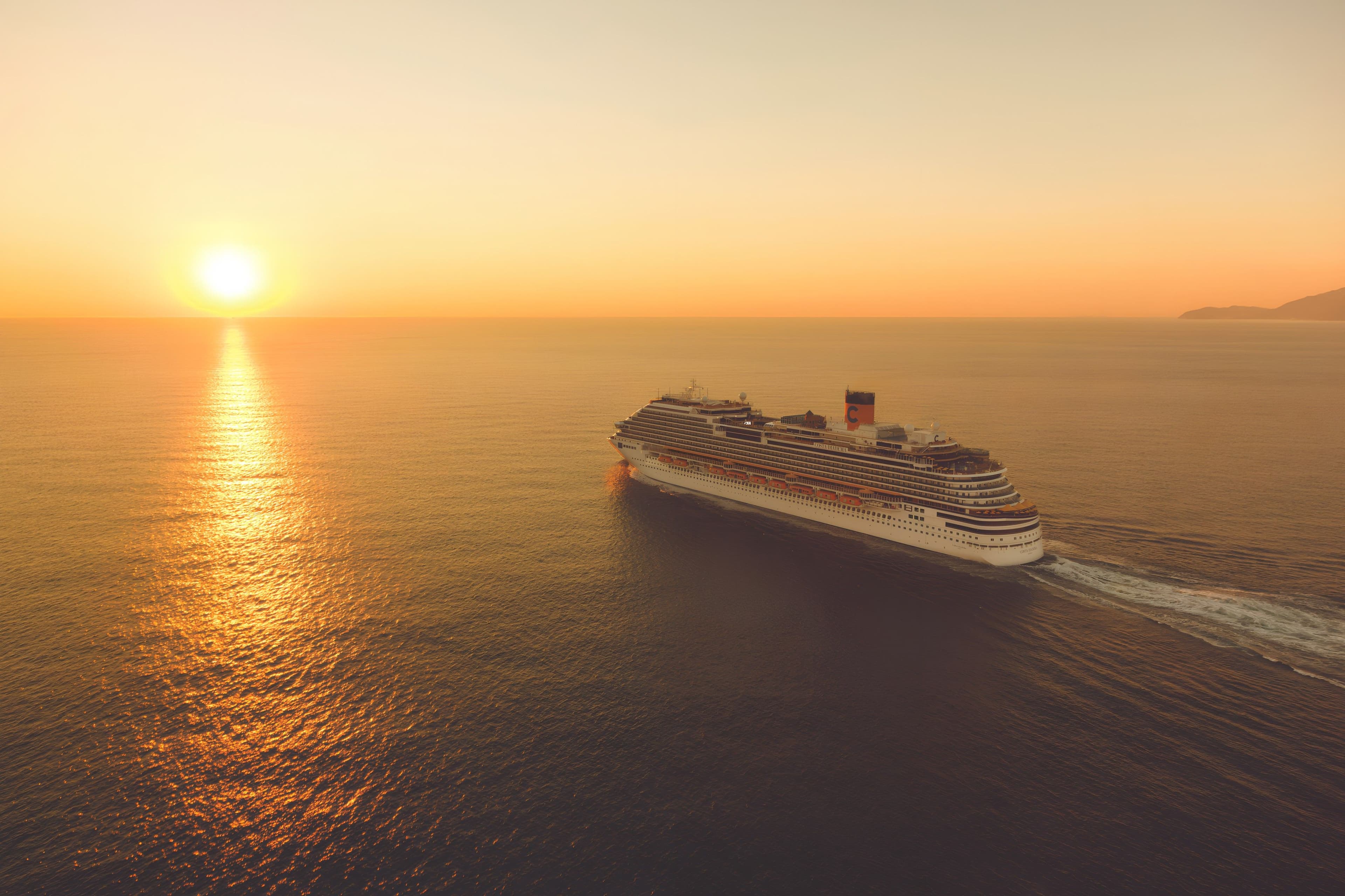 Costa Diadema image