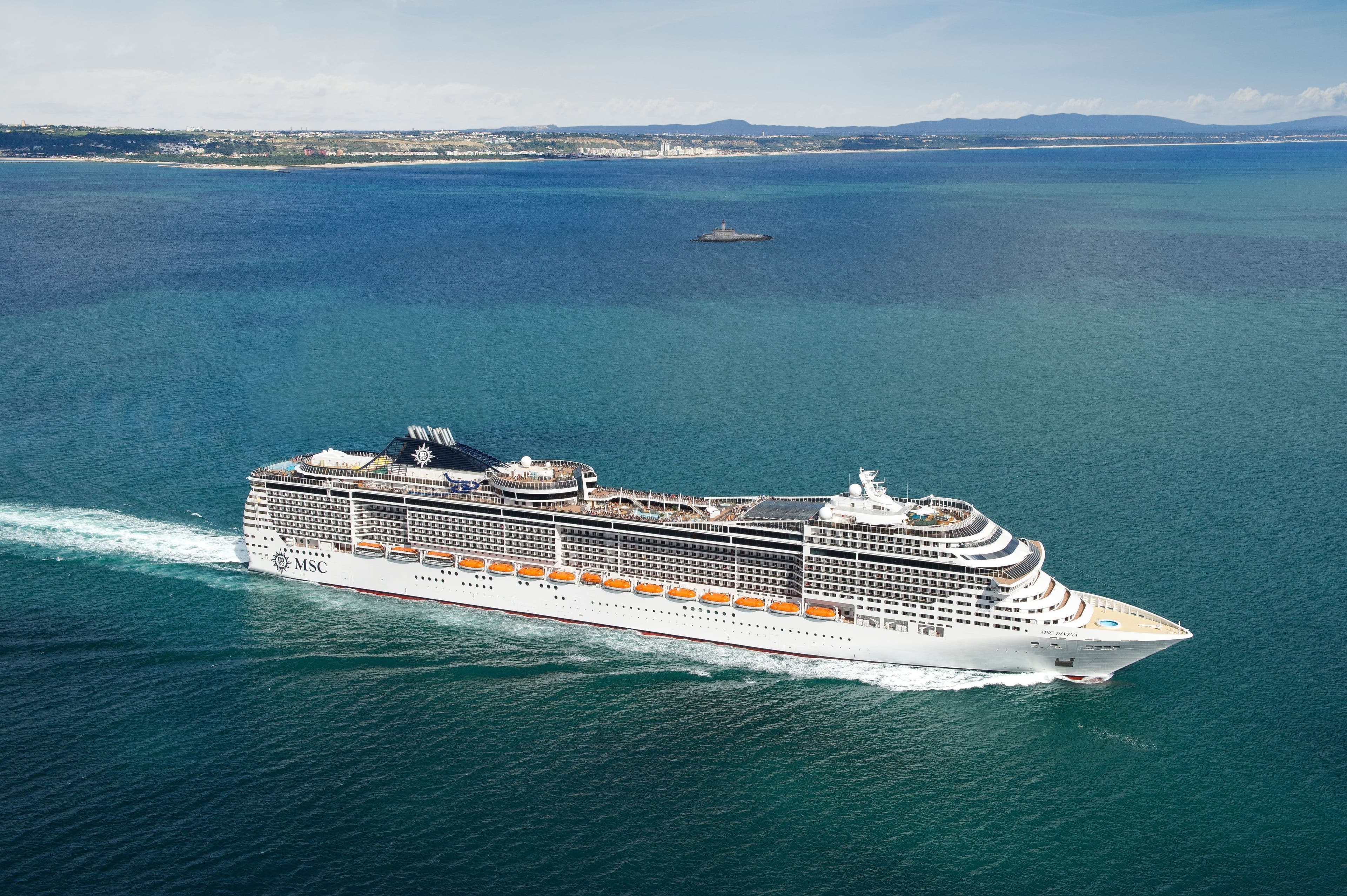 MSC Divina image