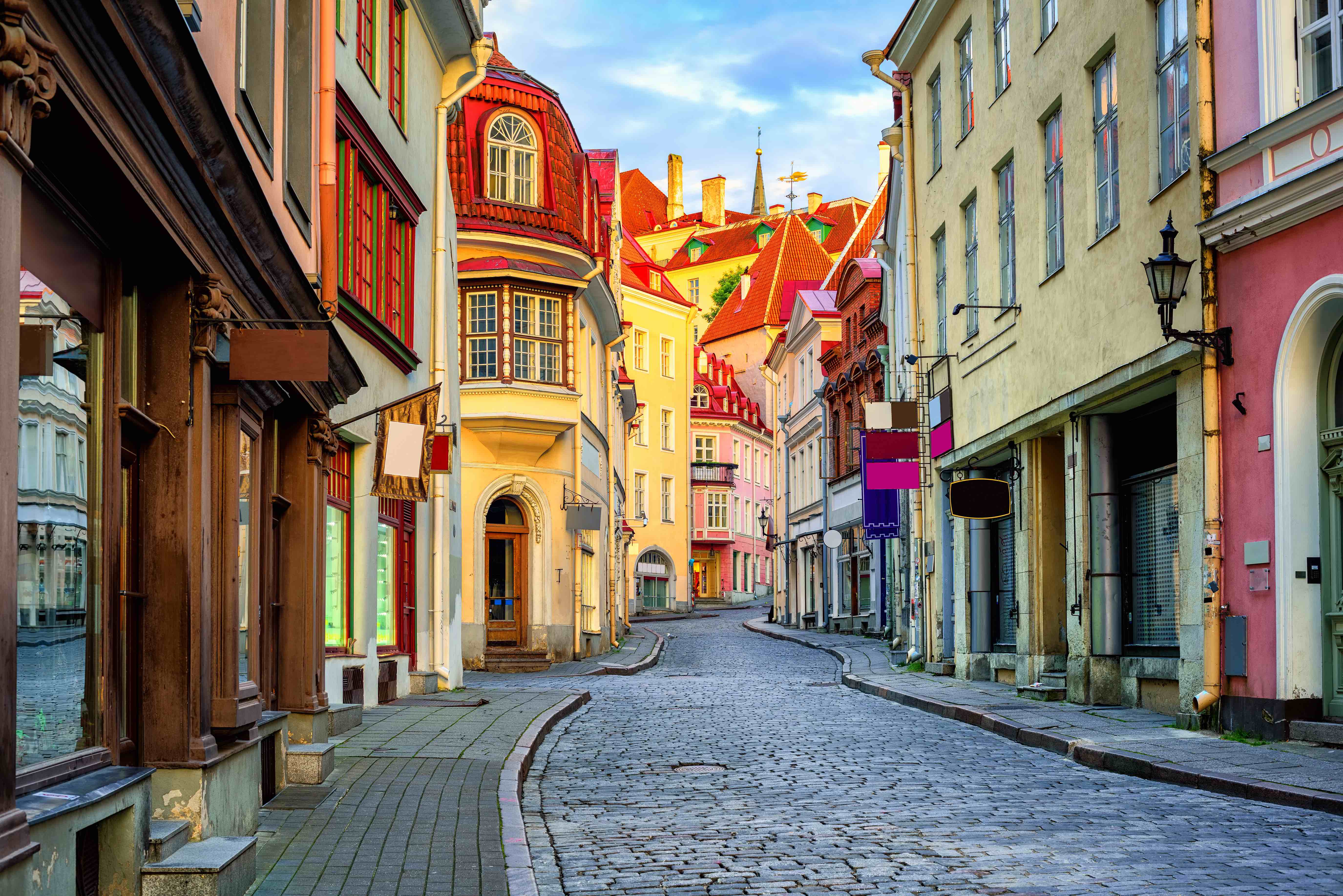 Book cruises to the Baltic Online And Save