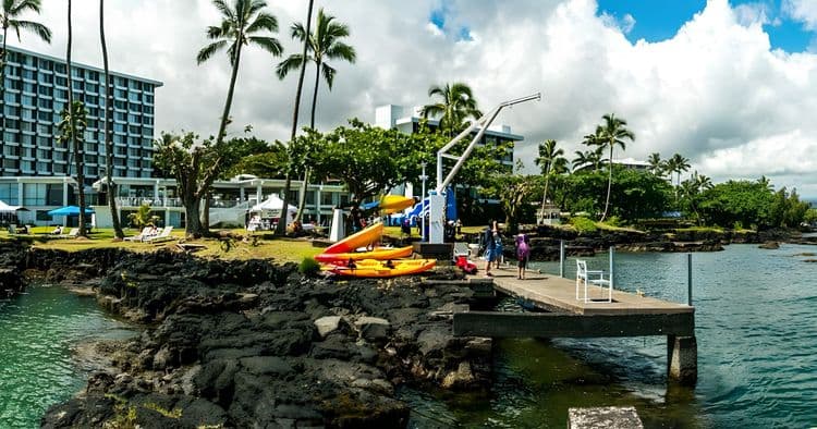 Kilauea Lava Fields & Hilo Bay Beach with Lunch