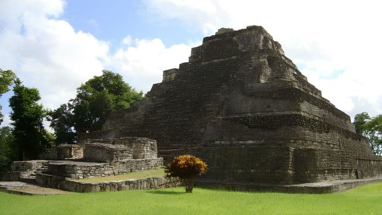 Chacchoben Mayan Ruins & Bacalar Lagoon Beach