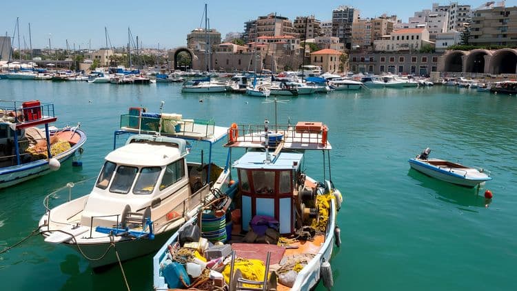 Palace of Knossos Ruins and Heraklion Town Tour