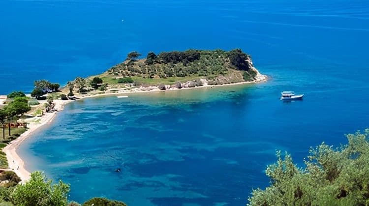 Explore Kusadasi on a Walking Tour