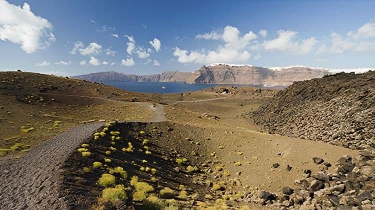 Santorini Caldera, Volcano & Hot Springs