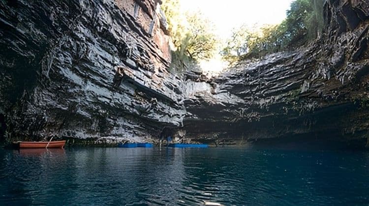 Drogarati Caves & Melissani Caves