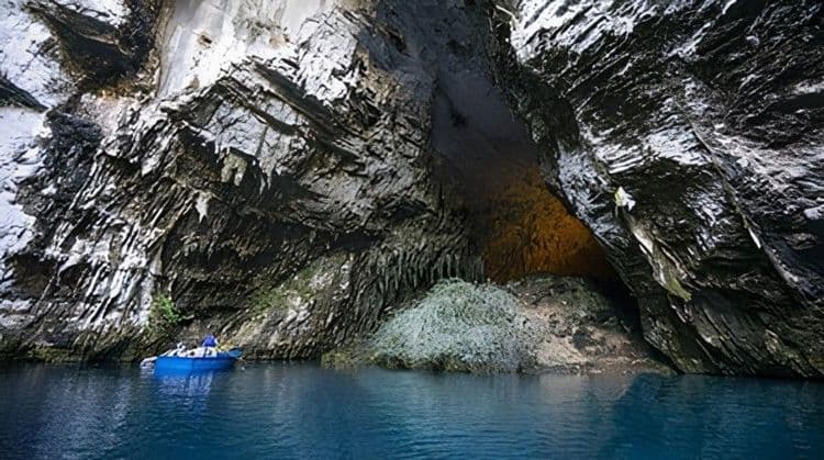 Panoramic Tour & Melissani Caves