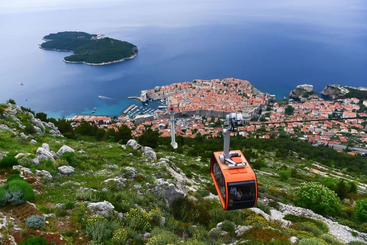 Dubrovnik's Old Town and Cable Car (Small Group)