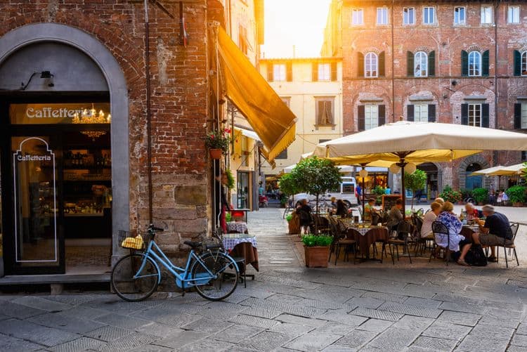 Biking the Medieval City of Lucca