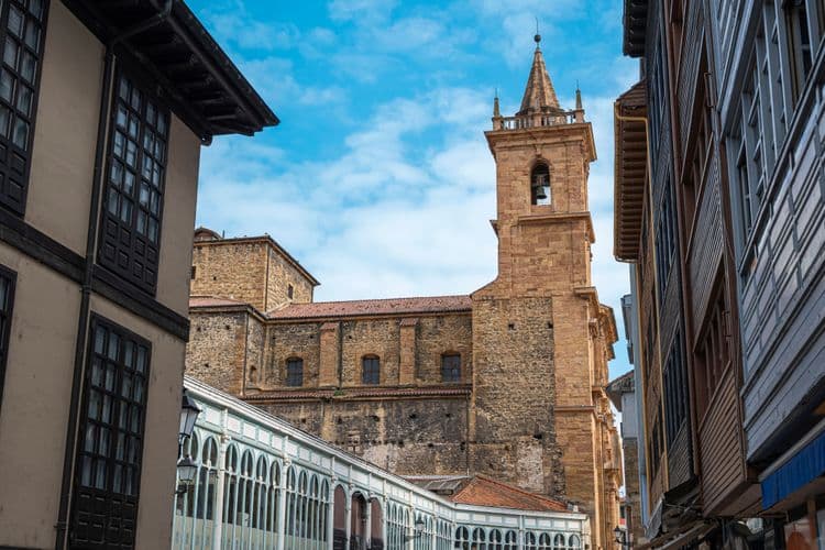 Discover Historic Oviedo