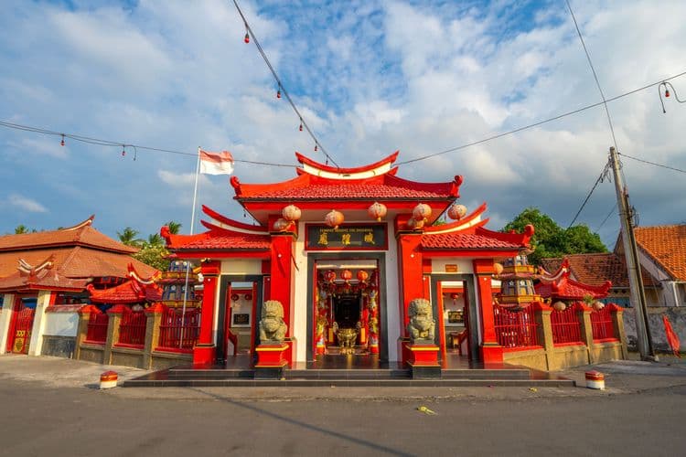 Explore Singaraja City & Dinner