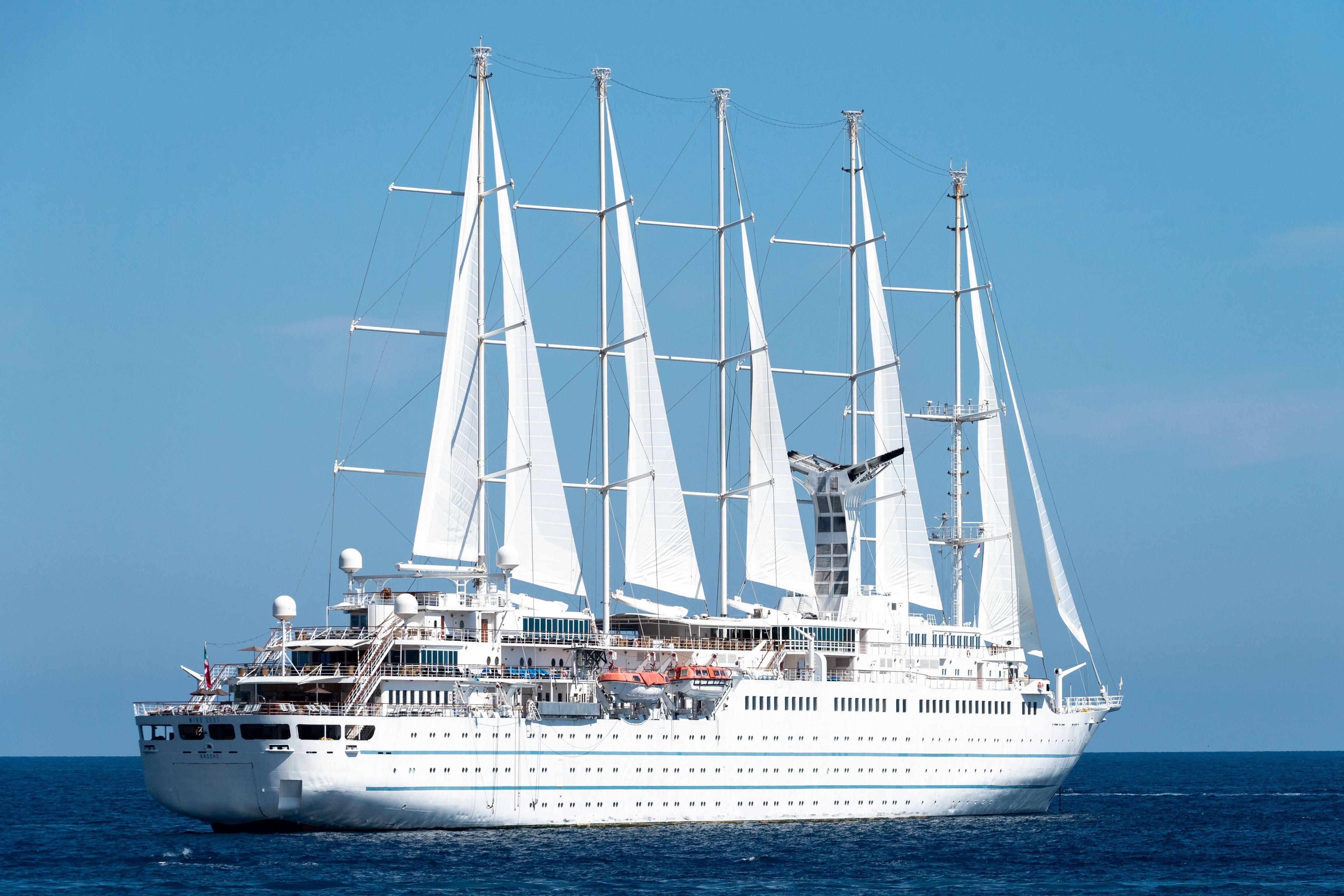 Wind Surf cruise ship