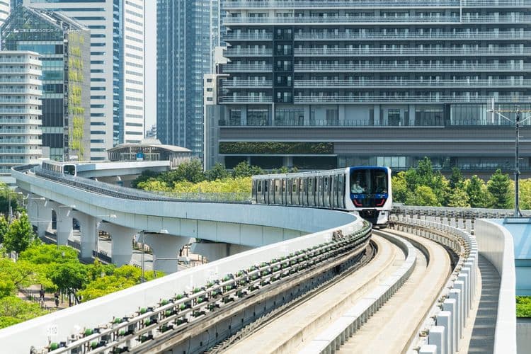 Ancient & Modern Tokyo (Tour & Haneda Airport Transfer)