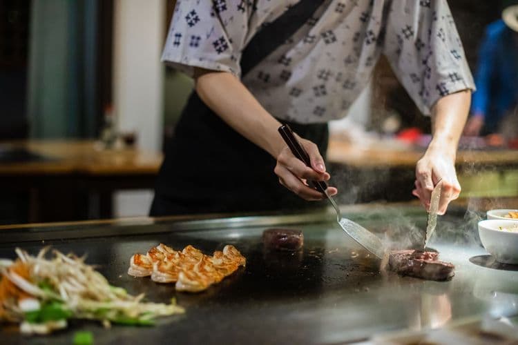 Tokyo by Night with Teppanyaki Style Dinner