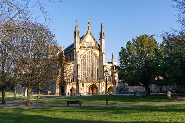 Historic Winchester & Cathedral